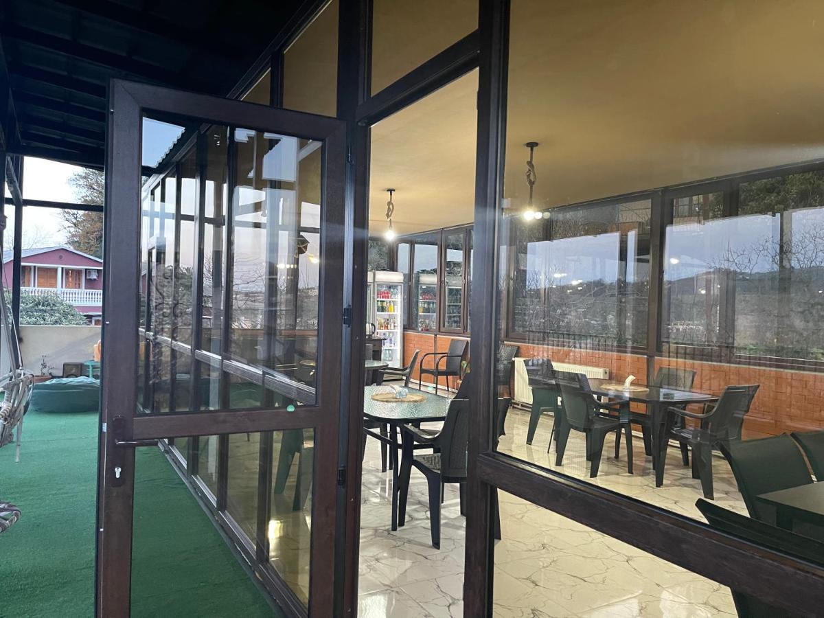 Guest House Royal Comfort With Terrace Kutaissi Exterior foto