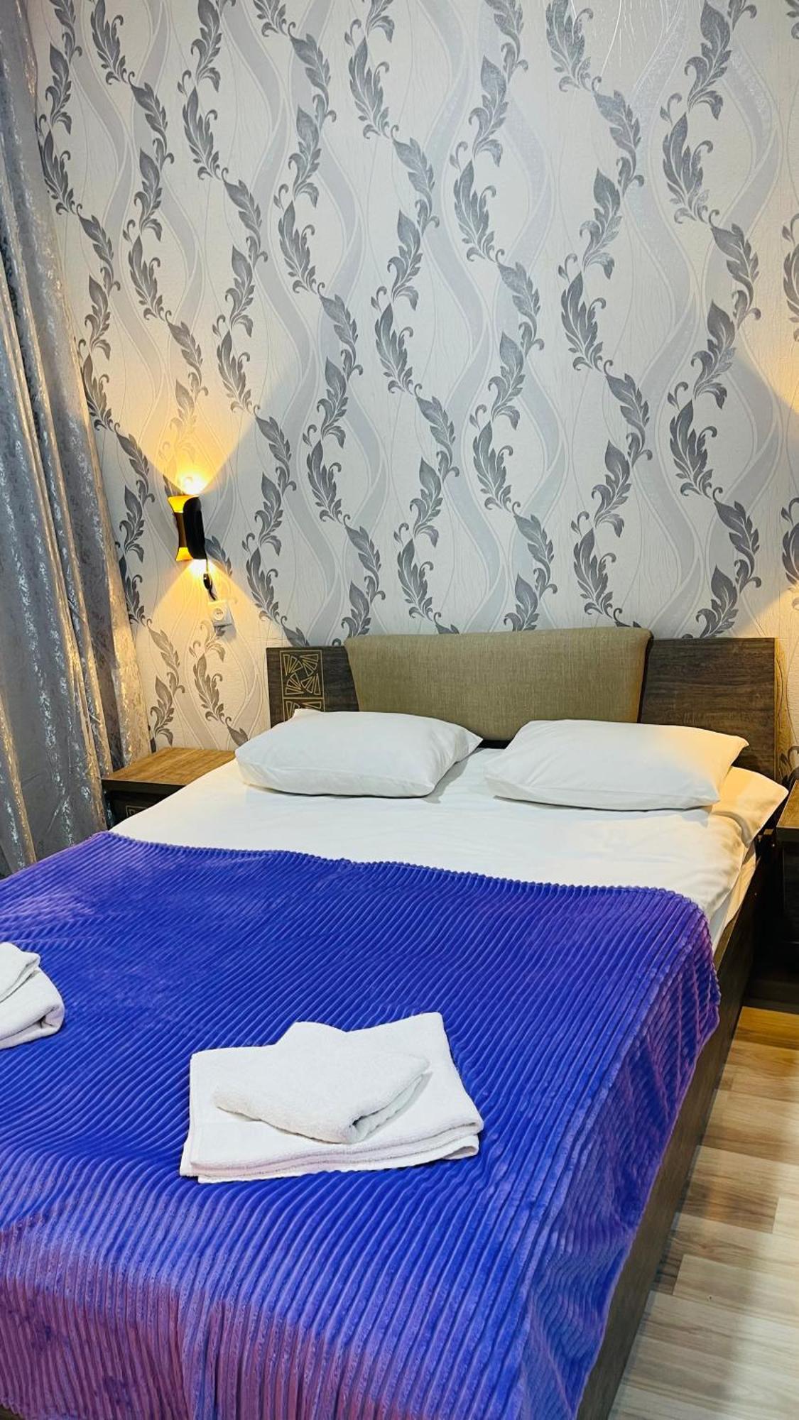 Guest House Royal Comfort With Terrace Kutaissi Exterior foto